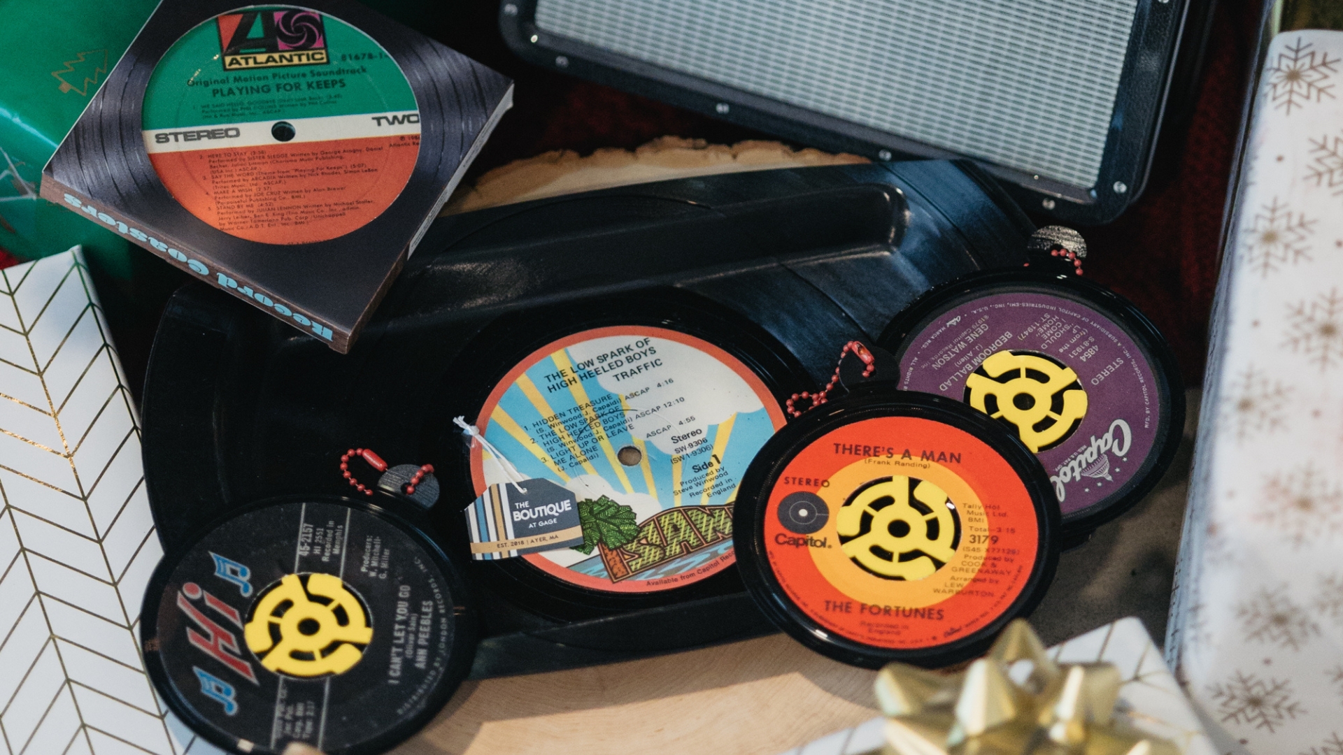 2025 holiday gift guide vinyl accessories